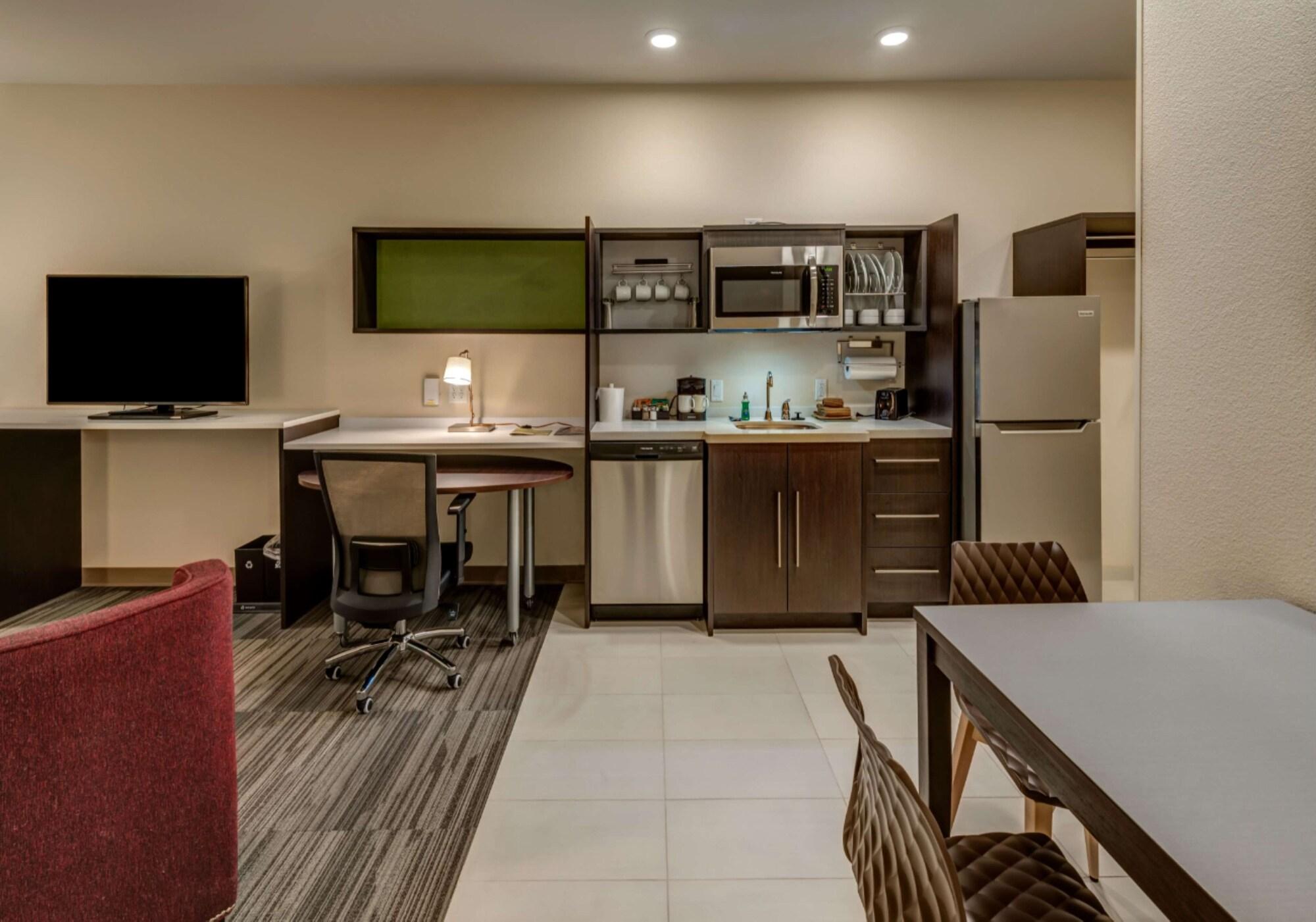 Home2 Suites By Hilton Reno Exterior photo